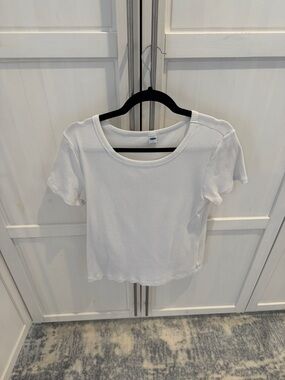 Old Navy White Ribbed Scoop-Neck Short Sleeve Tee
